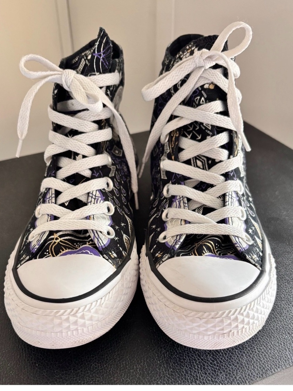 Converse All Stars High Tops
Black Purple Rare Size 7 - Picture 12 of 13